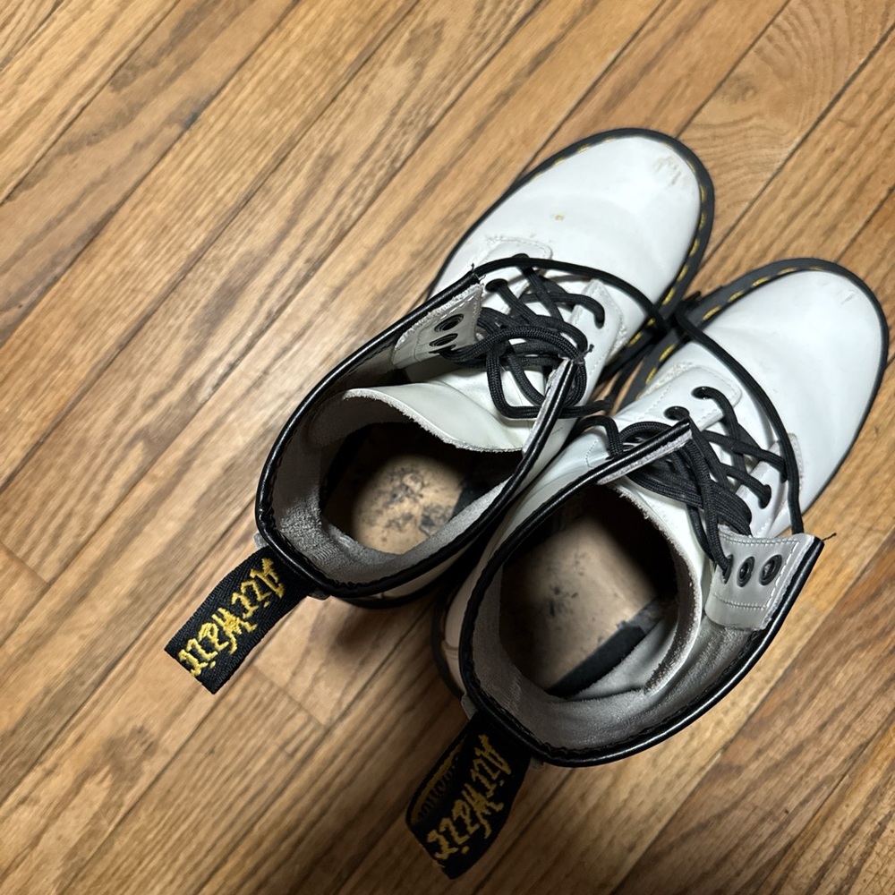 white lace up boots - Picture 7 of 9